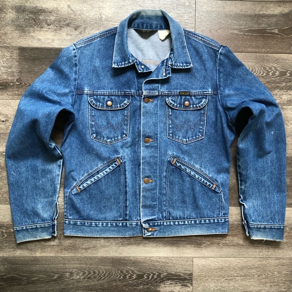 Wrangler Other - Vintage Wrangler No Fault Trucker Denim Distressed Jean Jacket 42L
